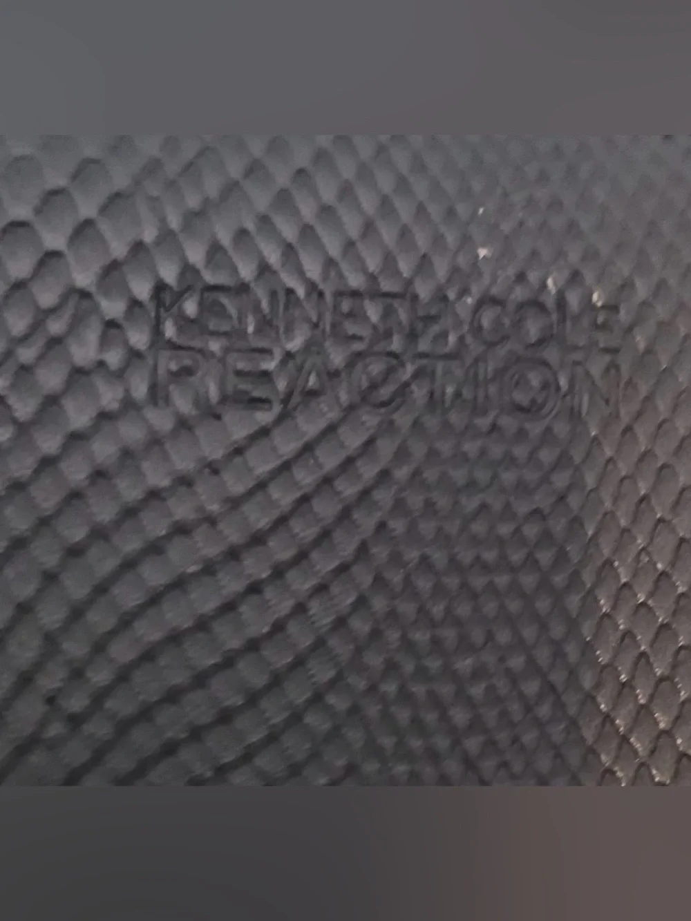 Kenneth Cole Reaction properly bill length